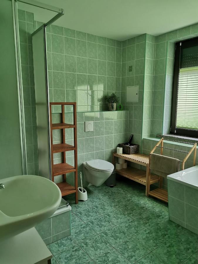Monteur- Und Ferienwohnung In Hainichen - Obergeschoss Oder Dachgeschoss - Familie Weber Bockendorf المظهر الخارجي الصورة