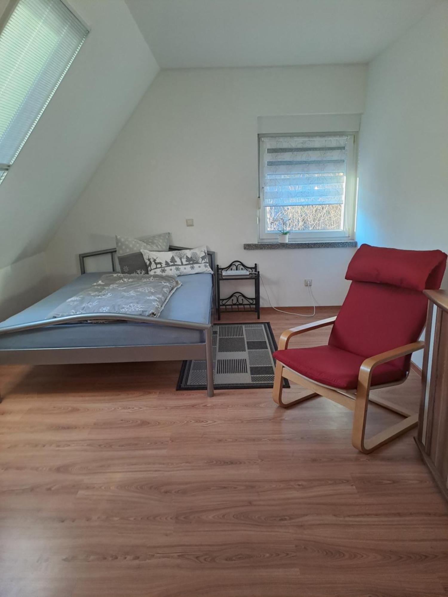 Monteur- Und Ferienwohnung In Hainichen - Obergeschoss Oder Dachgeschoss - Familie Weber Bockendorf المظهر الخارجي الصورة
